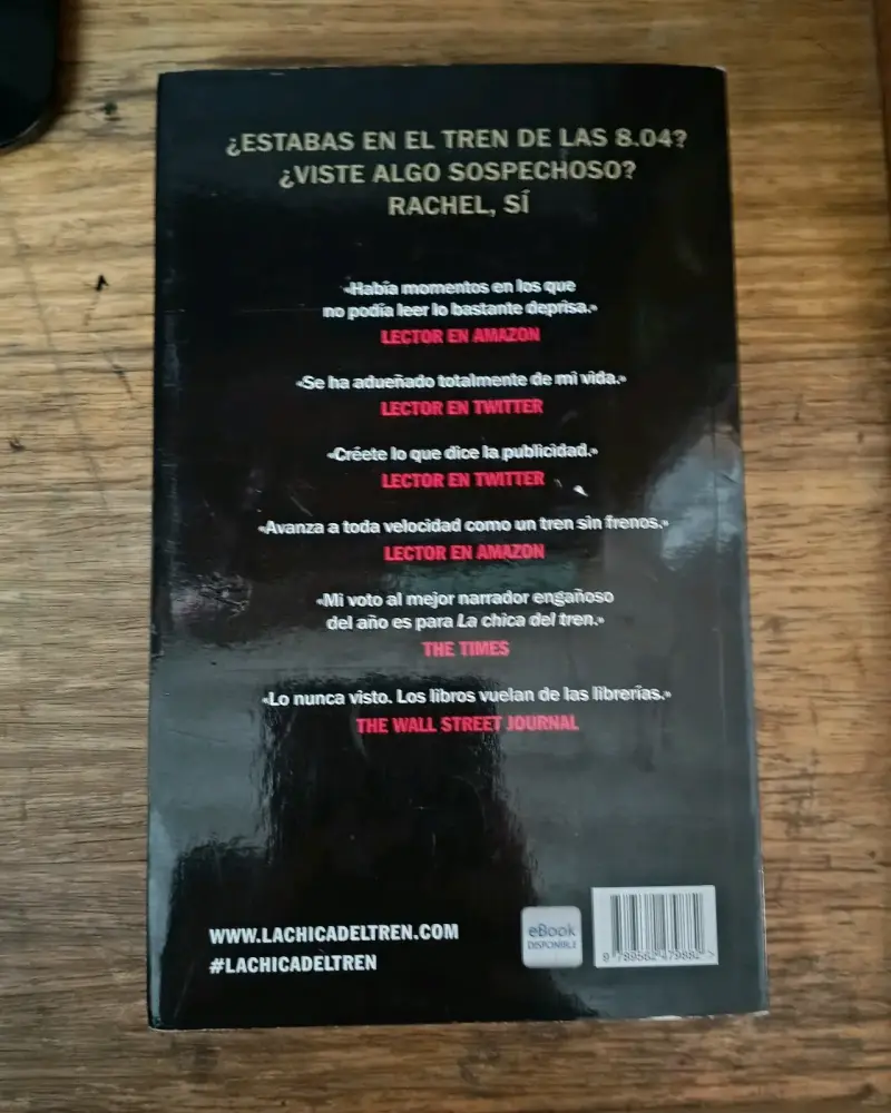 Libro 'La chica del tren' - 2