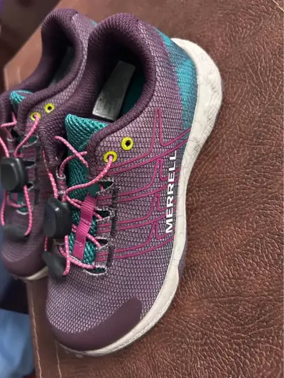 Zapatillas deportivas Merrell moradas - miniatura 1