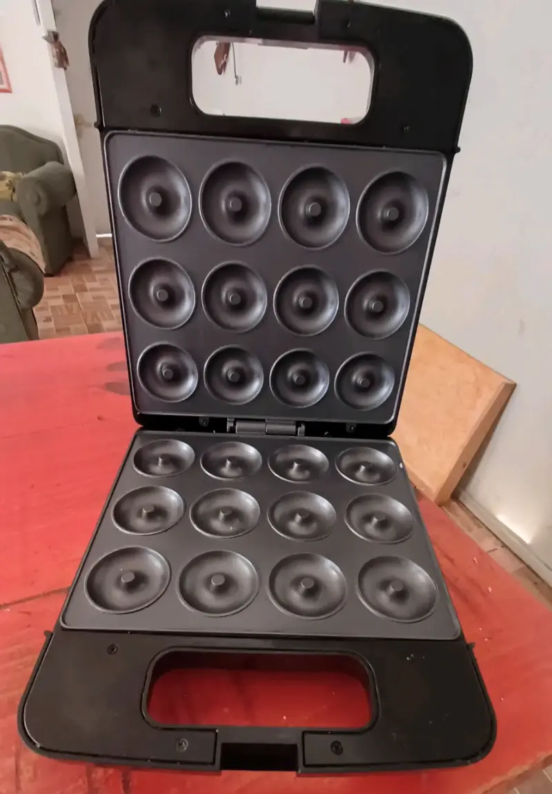Máquina para hacer mini donuts eléctrica - 3
