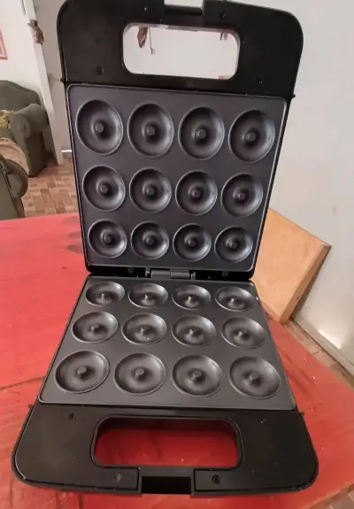 Máquina para hacer mini donuts eléctrica - miniatura 3