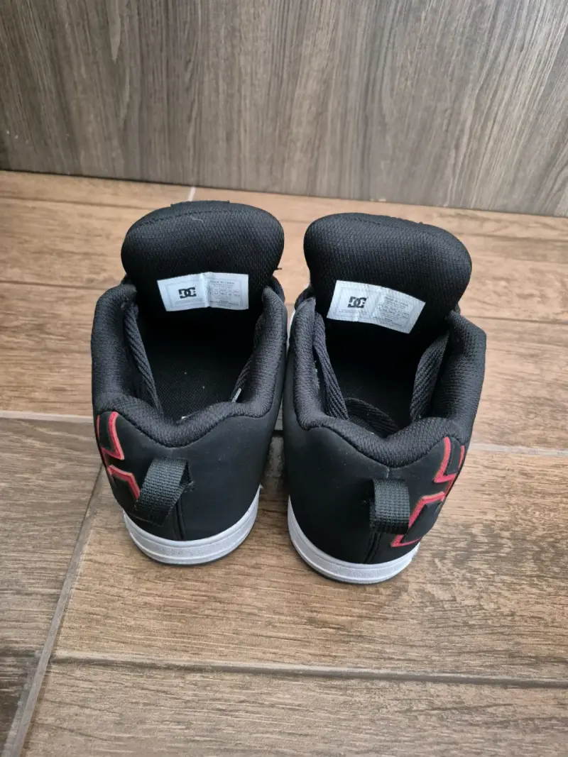 Zapatillas DC negras unisex - 2