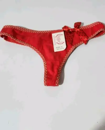 Colaless rojo con lazo y detalles lunares - miniatura 1