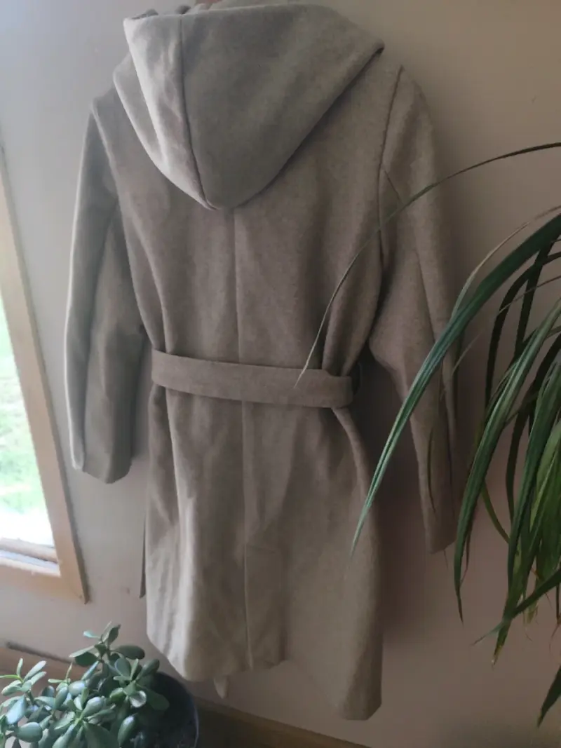 Abrigo Zara con capucha beige - 4