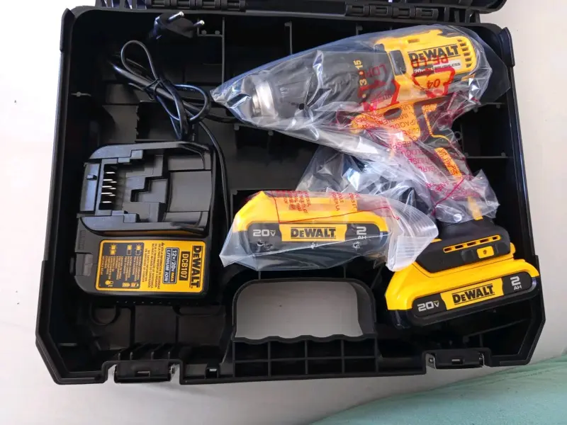 Taladro atornillador DeWalt 20V sin escobillas - 2
