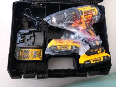 Taladro atornillador DeWalt 20V sin escobillas - miniatura 2