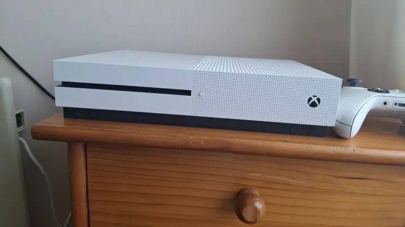 Consola Xbox One S con control - 2