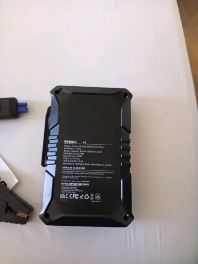 Arrancador de batería GOOLOO 3000A - miniatura 2