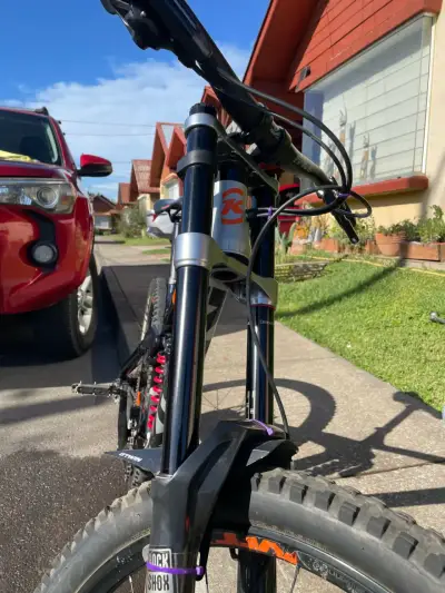 Bicicleta Downhill Kona Operator 27,5 - miniatura 6