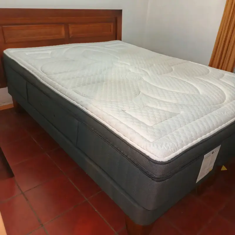 Cama matrimonial con colchón incluido CIC - 1