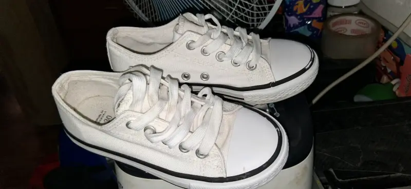 Zapatillas blancas de lona talla 30