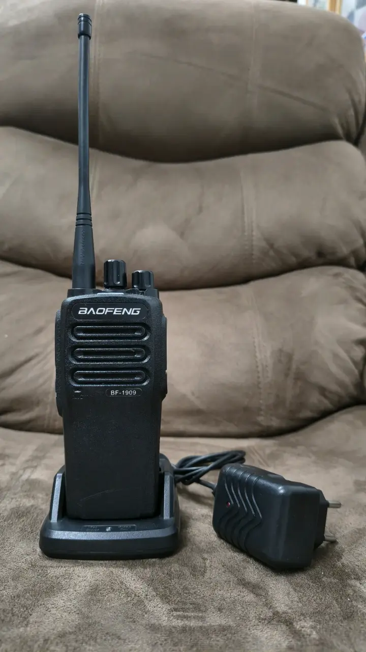 Radio Baofeng BF1909 UHF Analoga completa - 2