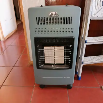 Estufa a gas Ursus Trotter 5kg - miniatura 1