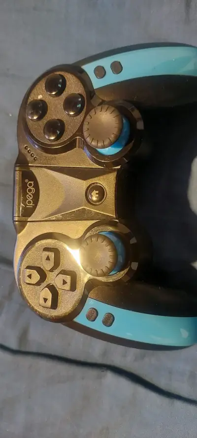 Control inalámbrico iPega negro y azul - miniatura 1