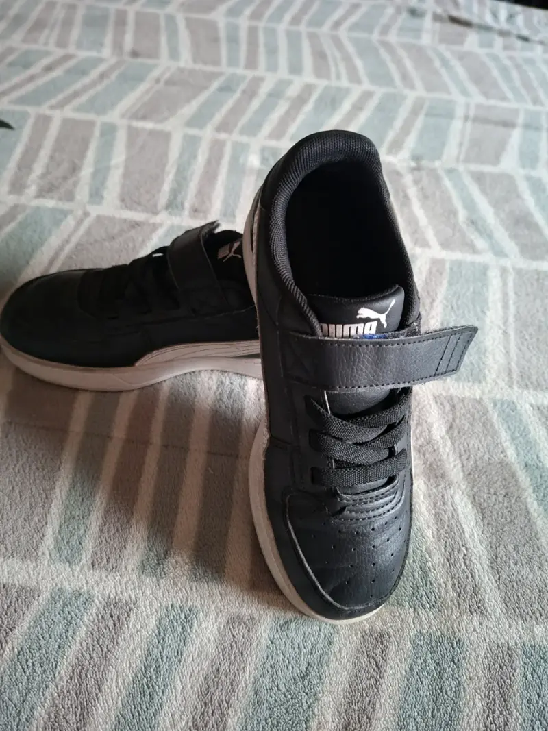 Zapatillas negras Puma para niños - 2