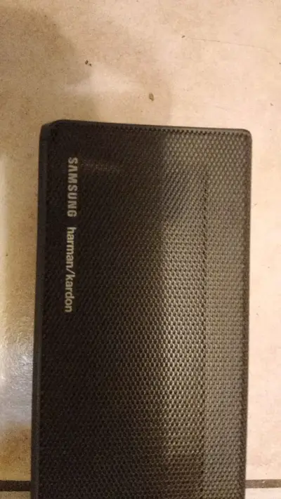 Barra de sonido Samsung HW-Q70R - miniatura 2