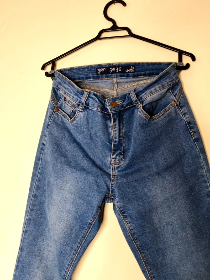 Jeans acampanados azul clásico - 2