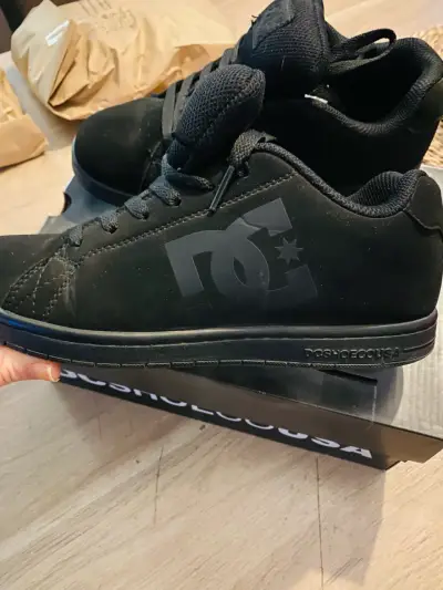 Zapatillas DC Shoes negras para hombre - miniatura 1