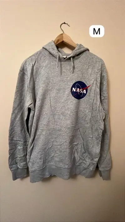 Polerón gris con capucha NASA - miniatura 1