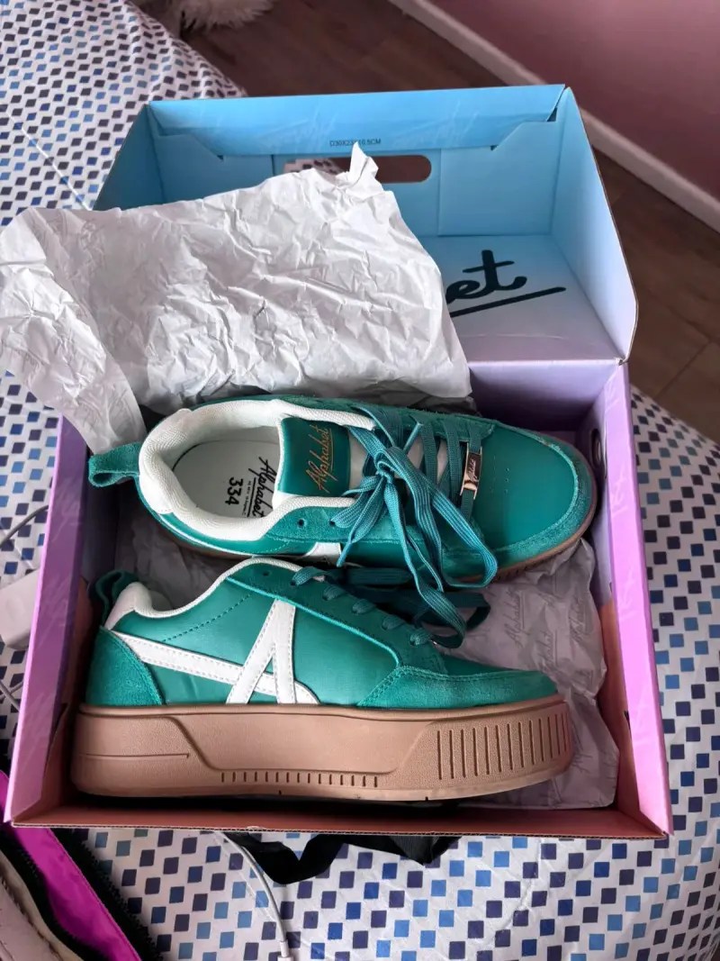 Zapatillas verdes Alphabet estilo casual - 2