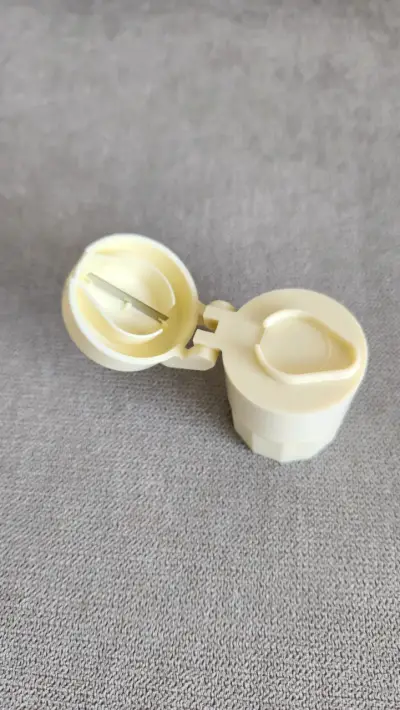 Antiguo moledor y corta pastillas vintage - miniatura 2