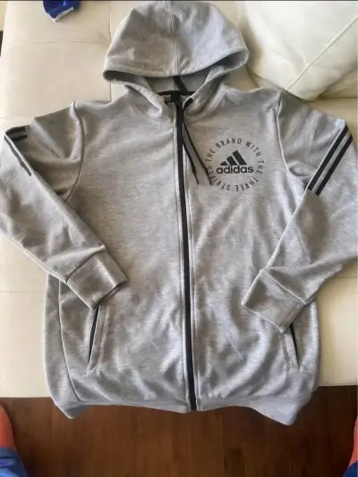 Polerón Adidas gris con capucha - miniatura 1