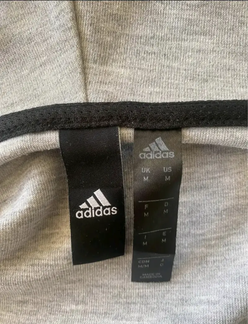 Polerón Adidas gris con capucha - 2