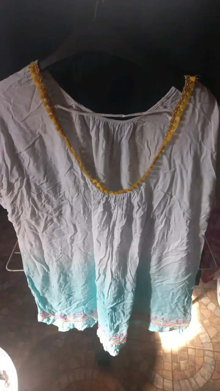 Vestido degradé azul con detalles bordados - 2