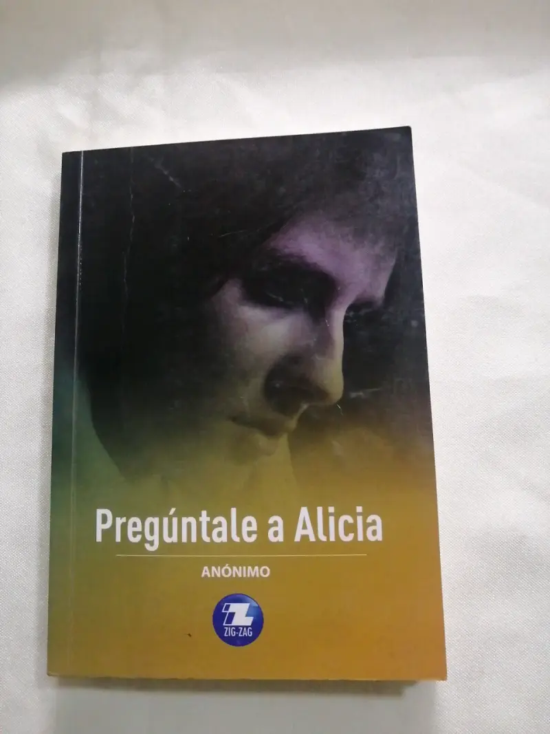 Libro 'Pregúntale a Alicia' Anónimo