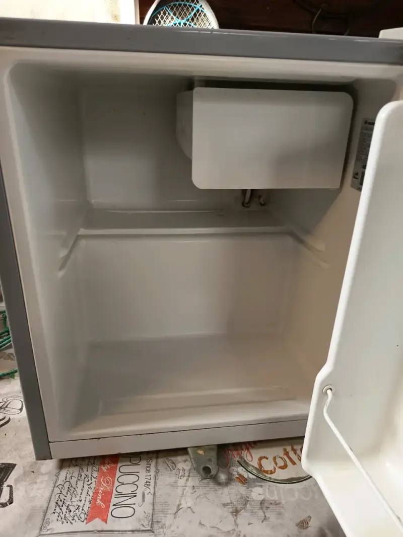 Mini refrigerador Mademsa A+ - 2