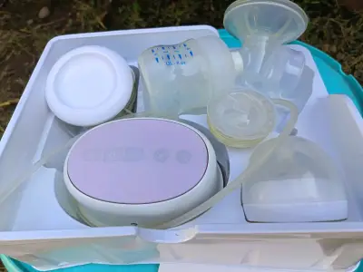 Extractor de leche Philips Avent Ultra Comfort - miniatura 4