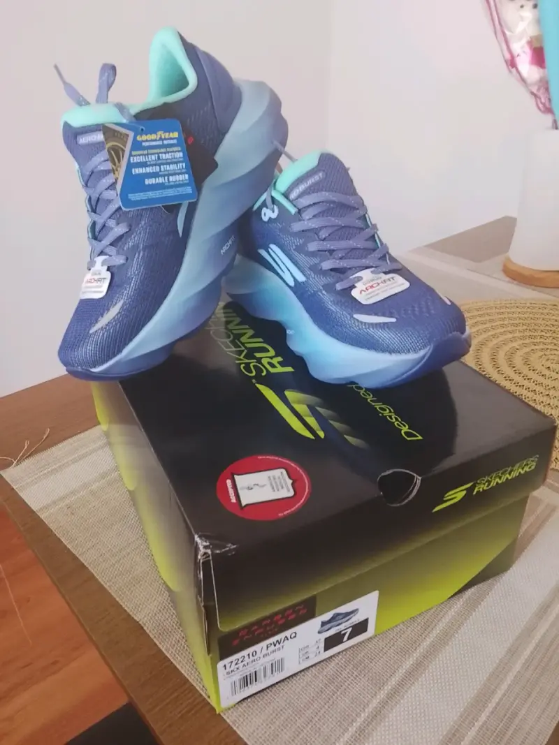 Zapatillas Skechers Running Hyper Burst - 2