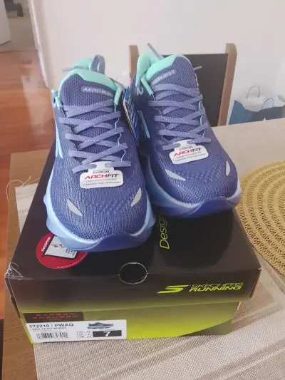 Zapatillas Skechers Running Hyper Burst - miniatura 3