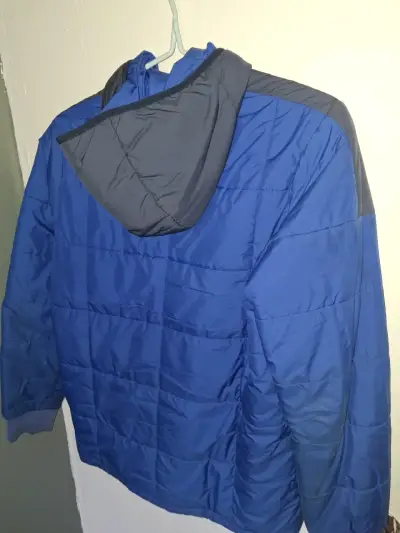 Chaqueta Adidas azul con capucha + para de plumas - miniatura 3