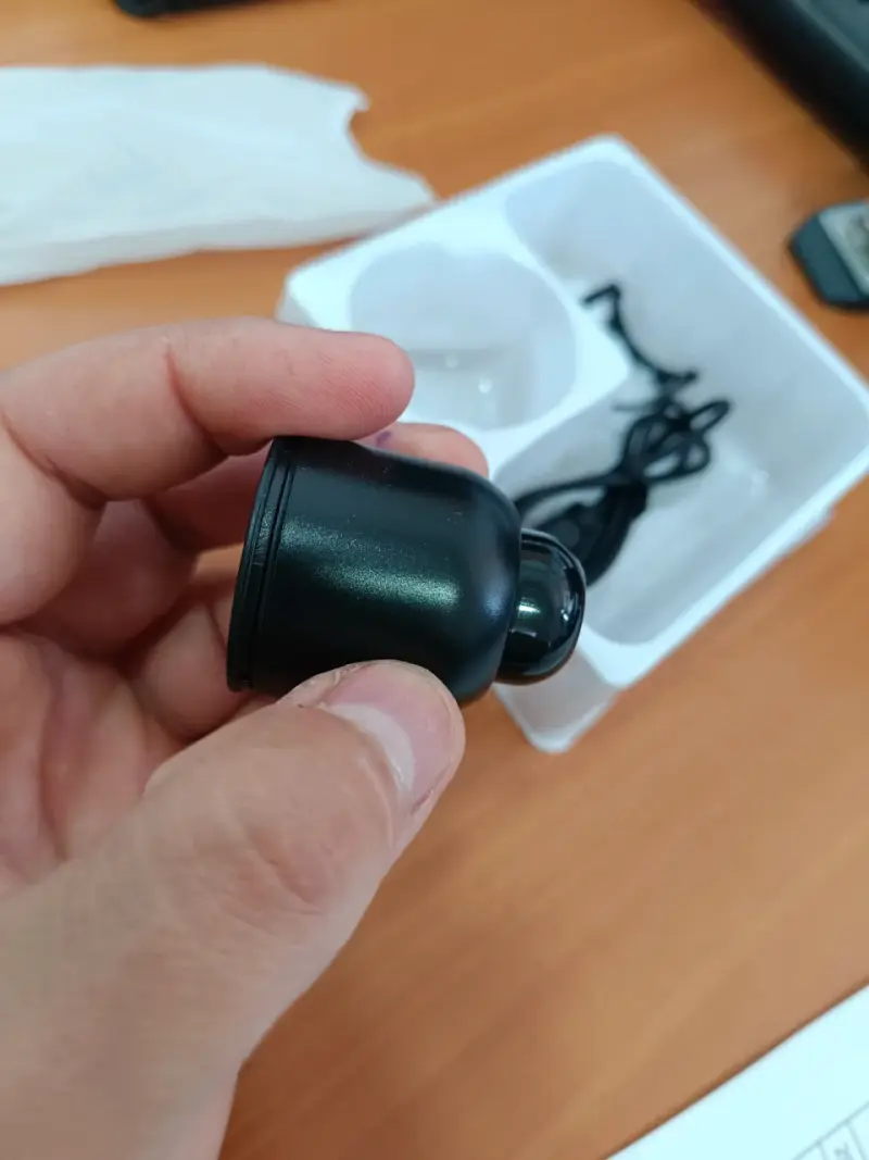 Cámara de seguridad compacta con cable USB - 2