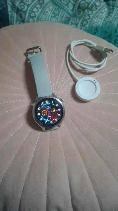 Smartwatch con cargador magnético - miniatura 1
