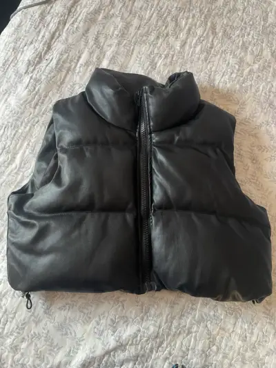 Chaleco acolchado negro unisex - miniatura 1