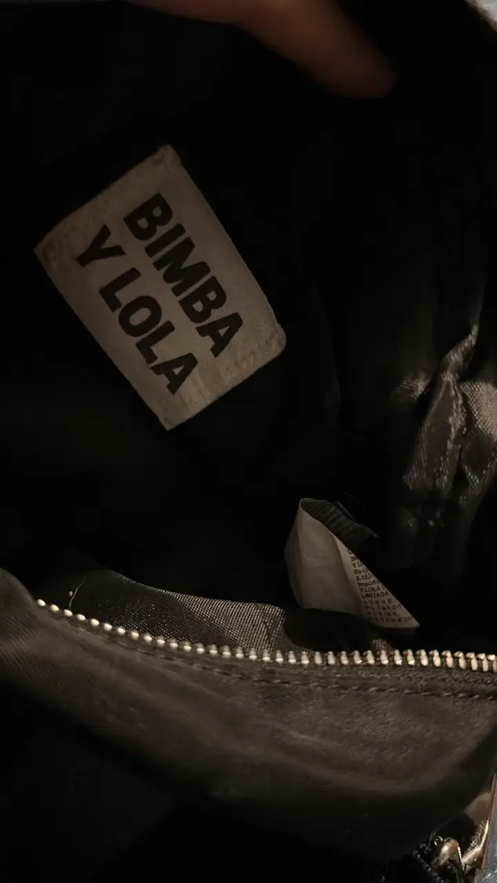 Riñonera negra Bimba y Lola - 6