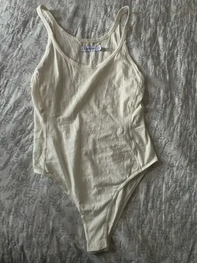 Body Calvin Klein beige sin mangas - miniatura 1