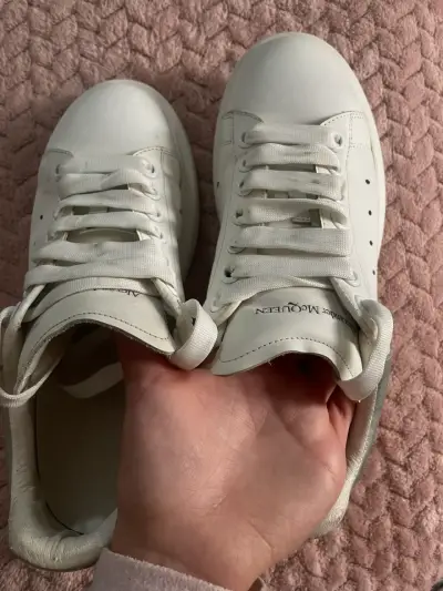 Zapatillas Alexander McQueen blancas - miniatura 5