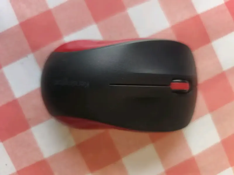 Mouse inalámbrico Kensington rojo y negro - 1