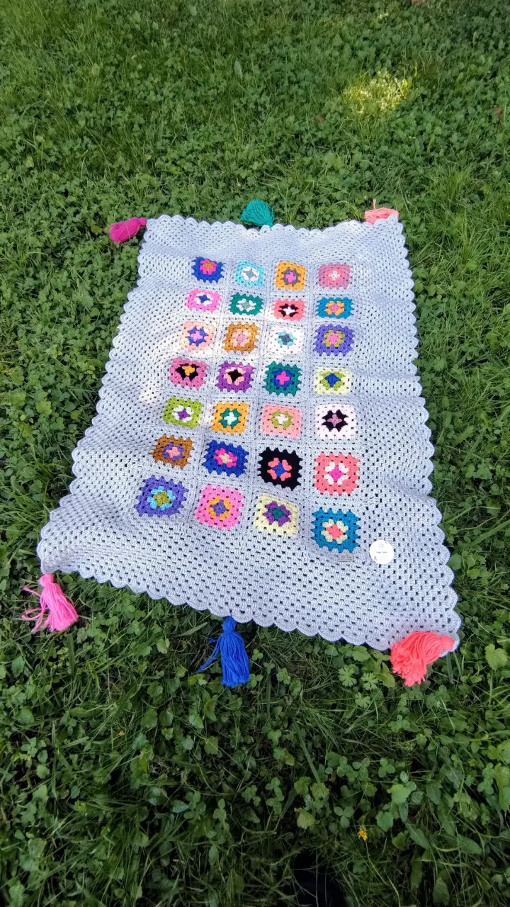 Manta tejida a crochet multicolor Piecera - 1