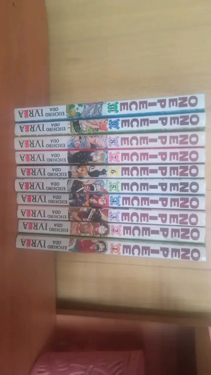 Colección de mangas One Piece volúmenes 1-10