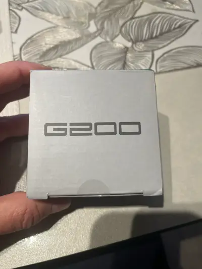 Parlante LED portátil G200 con succión magnética - miniatura 2