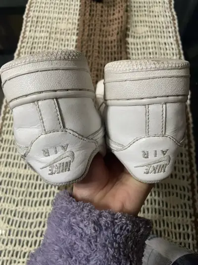 Zapatillas deportivas blancas de cuero - miniatura 5