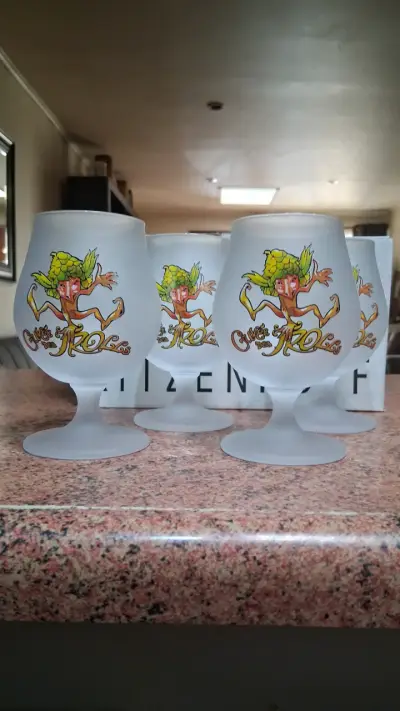 Set de copas Cuvée des Trolls - miniatura 1