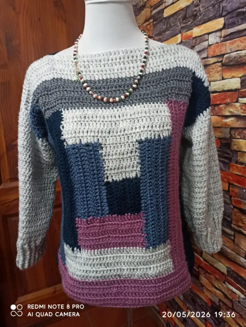 Suéter tejidos a crochet con mangas y uno sin mang - 4