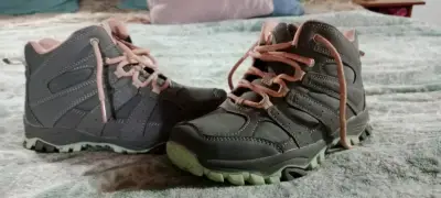 Botas de montaña para niños gris y rosa - miniatura 7