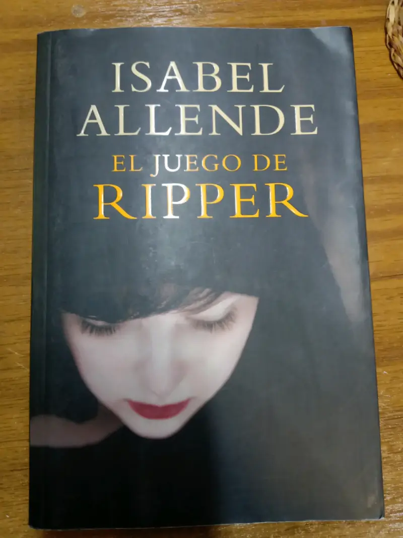Libro 'El Juego de Ripper' de Isabel Allende - 2