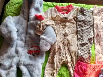 Lote de ropa infantil variada - miniatura 5