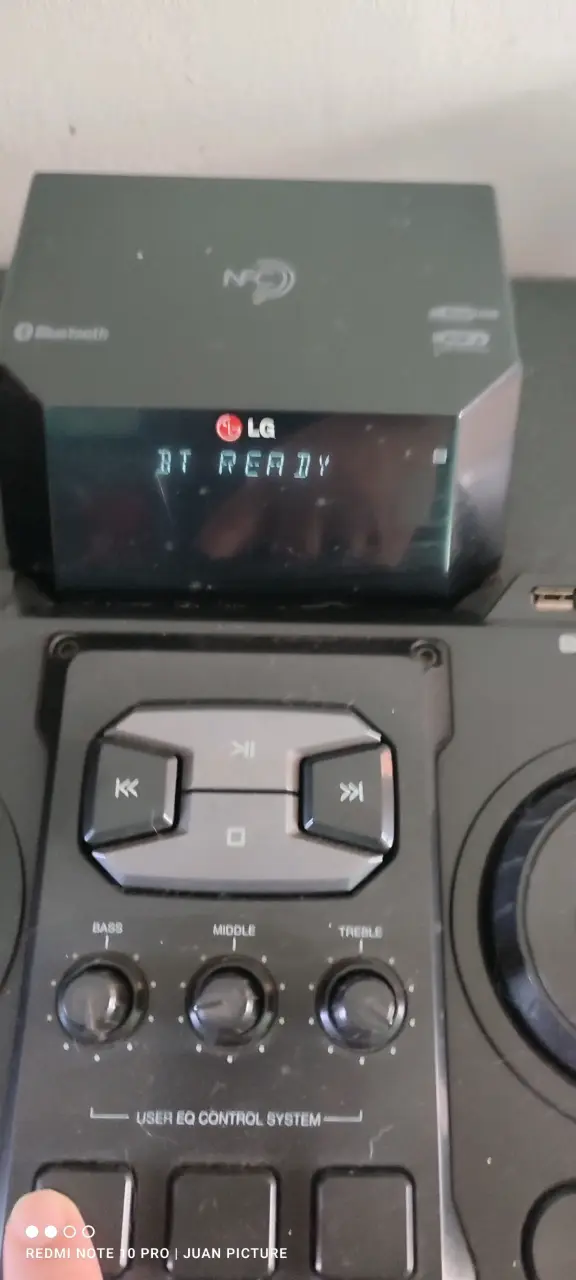 Parlante LG con control de audio - 4